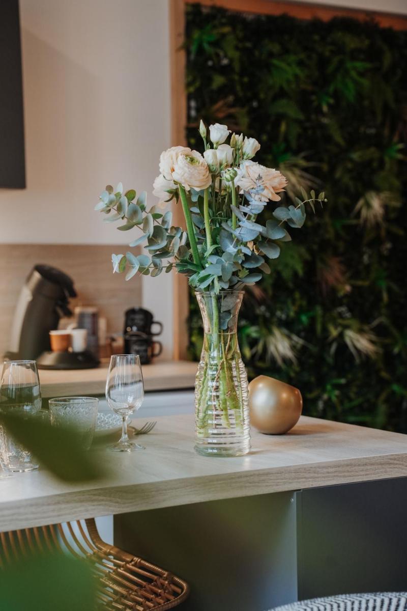 -Les Petits Ga!llards- 3 Studios à Thèmes - Housity