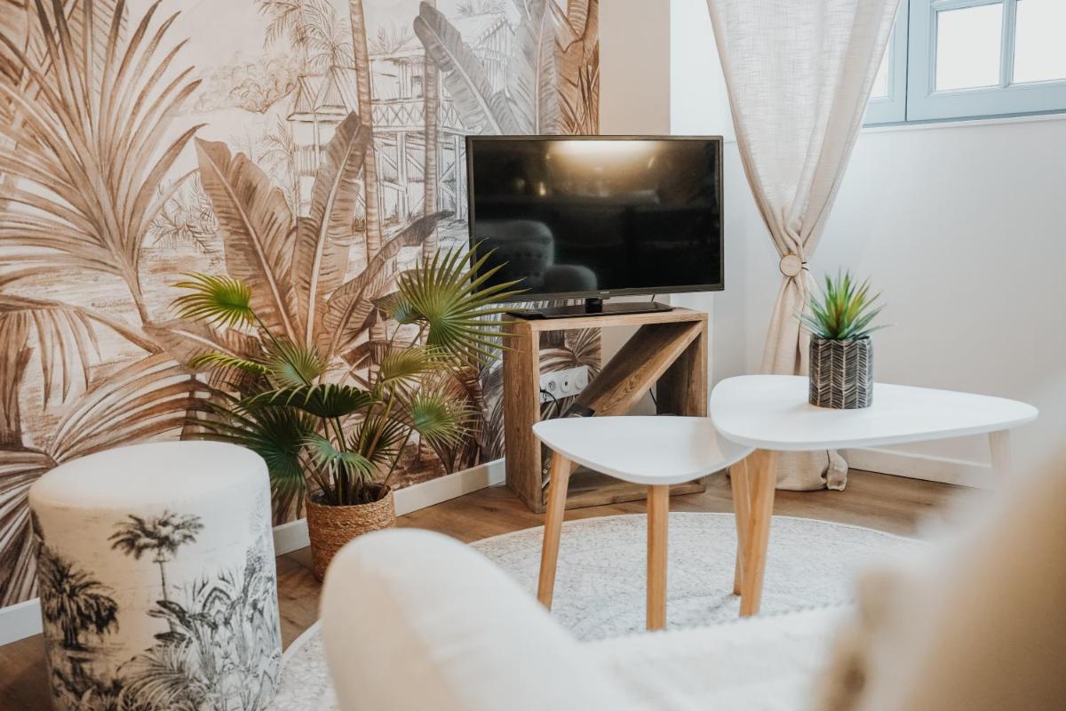 -Les Petits Ga!llards- 3 Studios à Thèmes - Housity