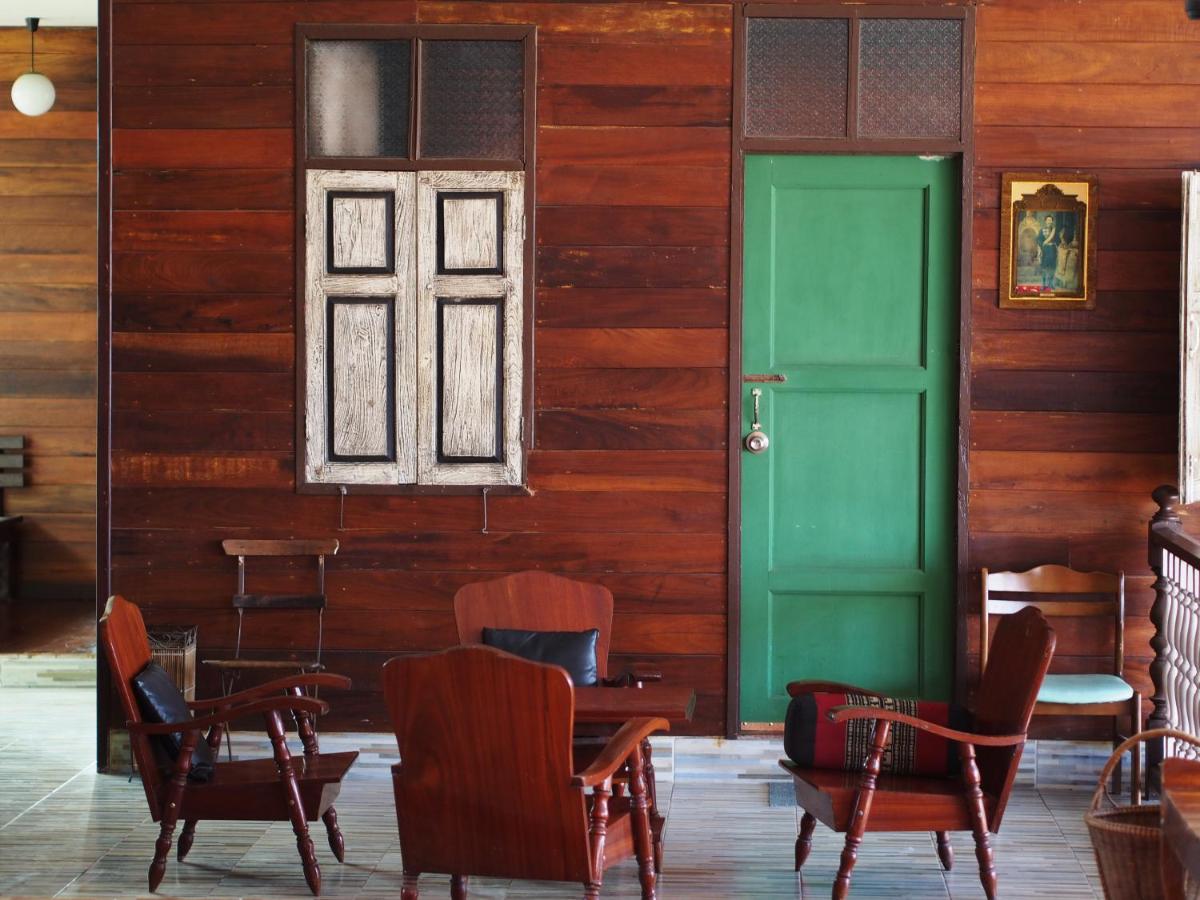 Chommuang Guest House - Housity