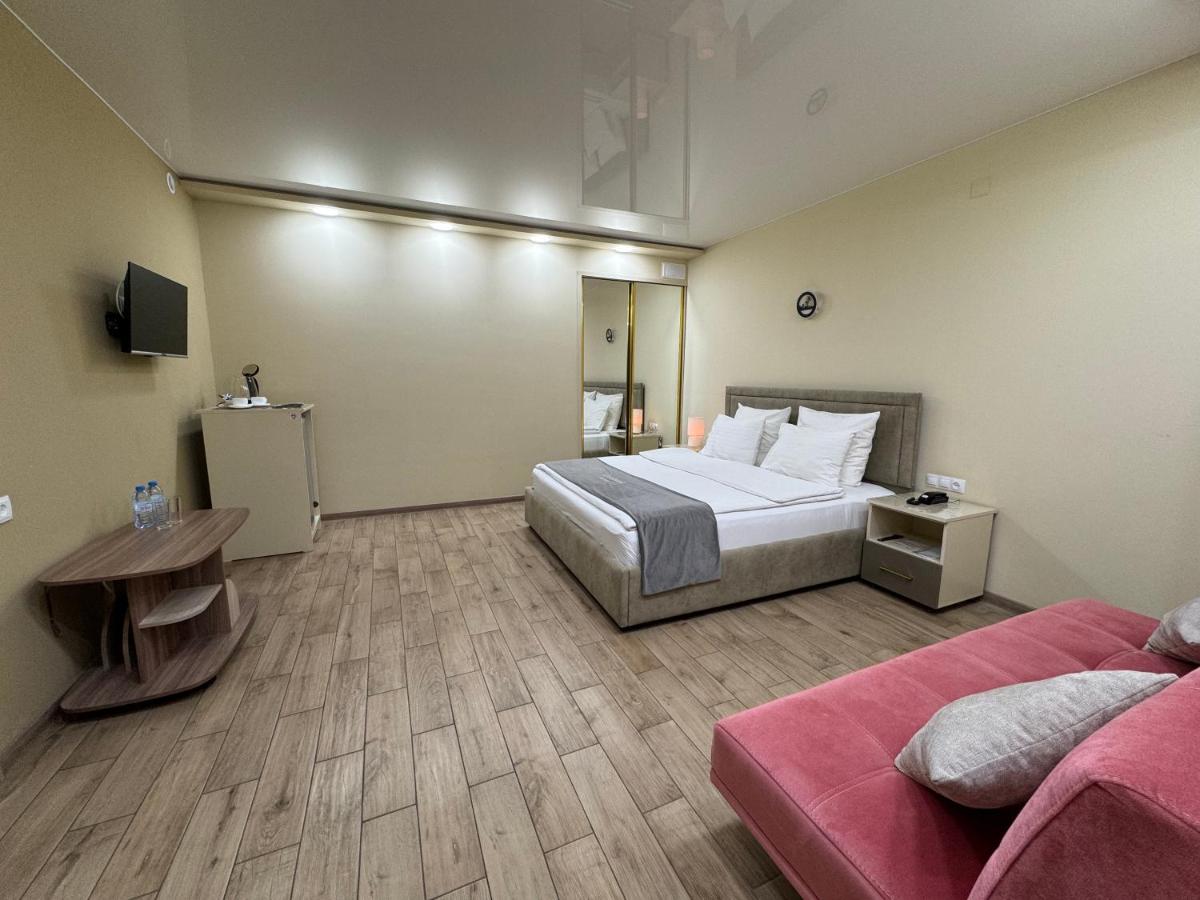 Central Hotel Gyumri - Housity