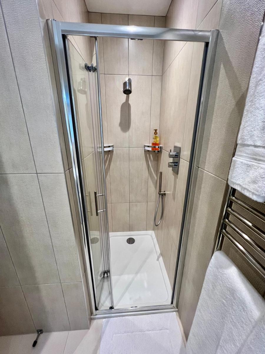 Hotel at Home in Shoreham by Sea - Housity