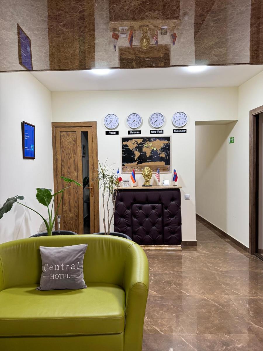 Central Hotel Gyumri - Housity