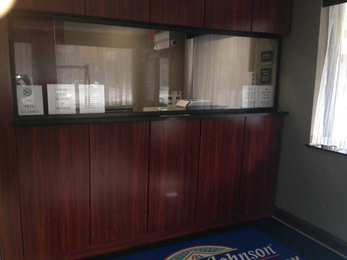 Rockaway Hotel - Housity