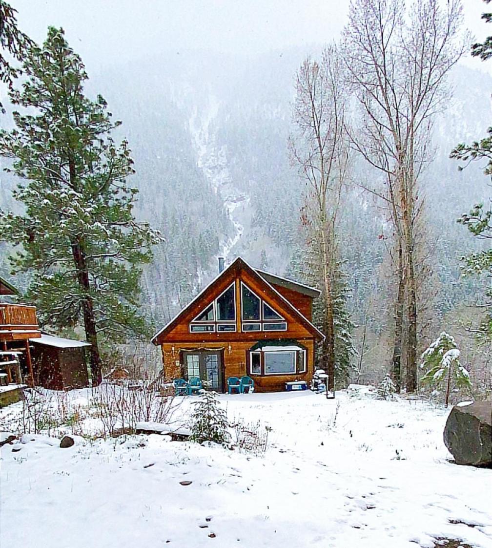 Raspberry Ridge Cafe and Inn - Housity