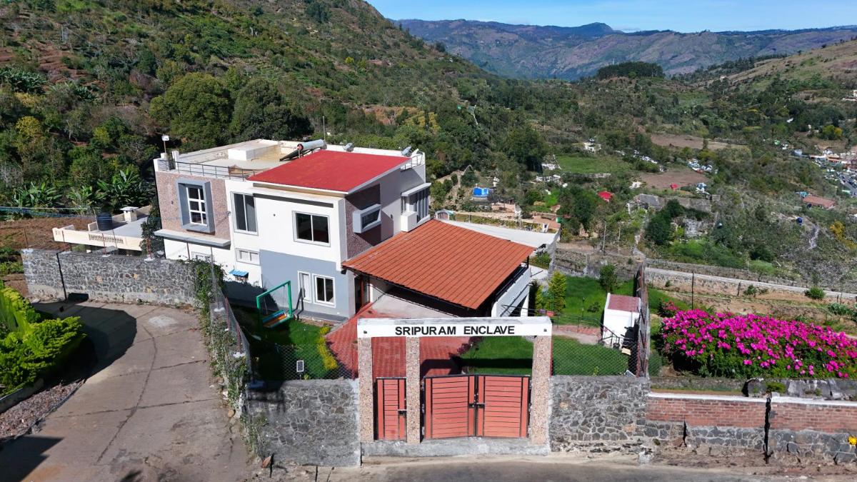 Queen's Hotel Mount garden Kodaikanal - Housity