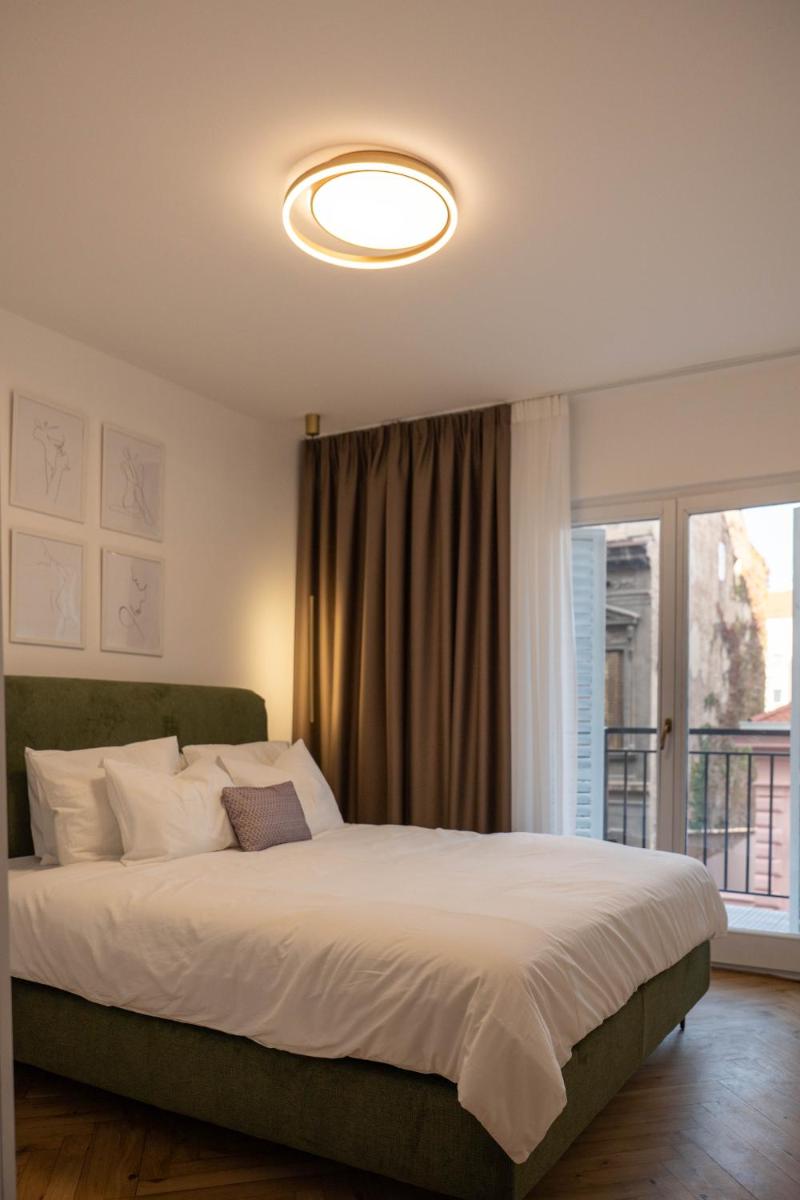 Designer flat with character - Hizvo