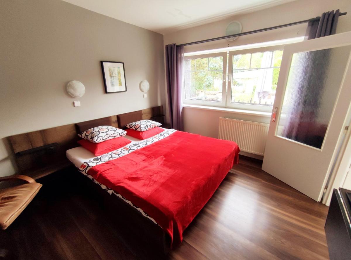 Cozy Gardens Apartments in Prague - Housity