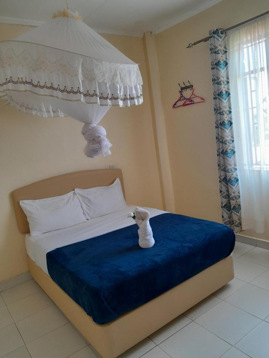 Suitetrails - Alphonce Mumia Hotel