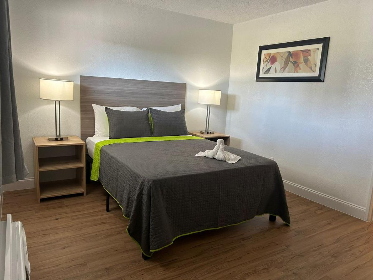 Weekly Inn - Housity