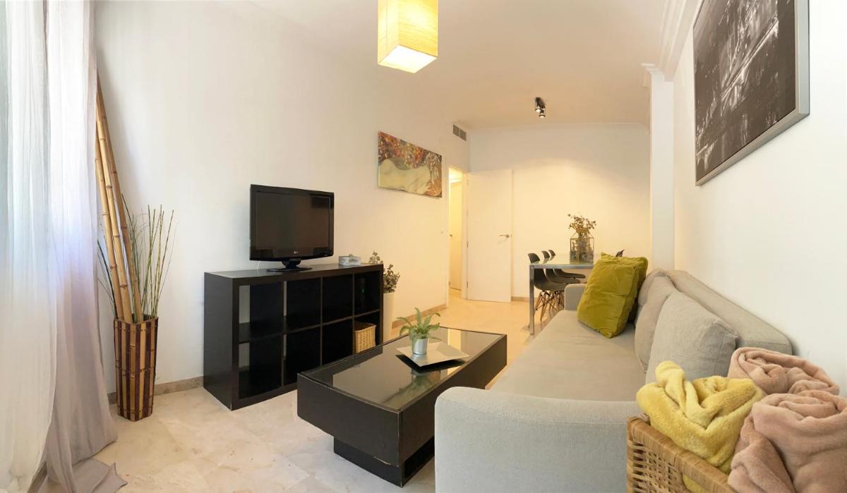 Puente Miraflores - Housity