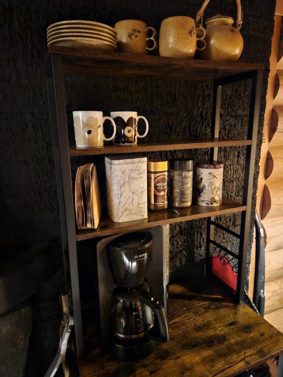 Heteranta, Lake Inari / Inarijärvi - Housity