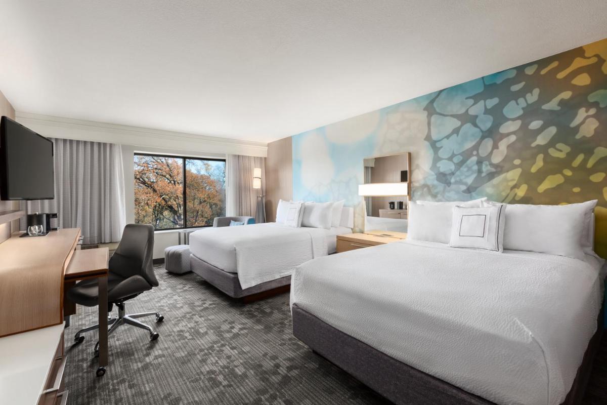 Courtyard by Marriott Roseville - Housity