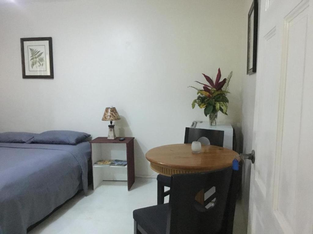 Harbour Vista Inn - Housity