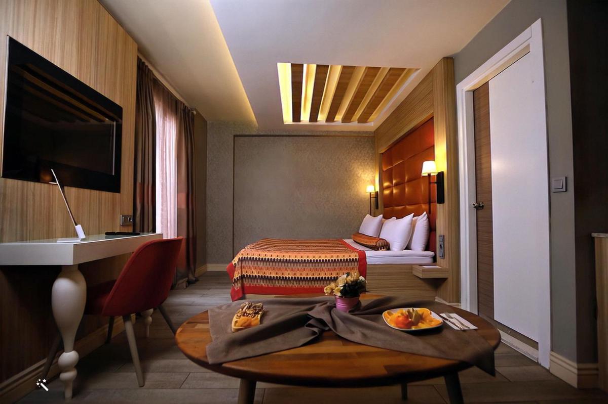 Hotel Zade - Housity