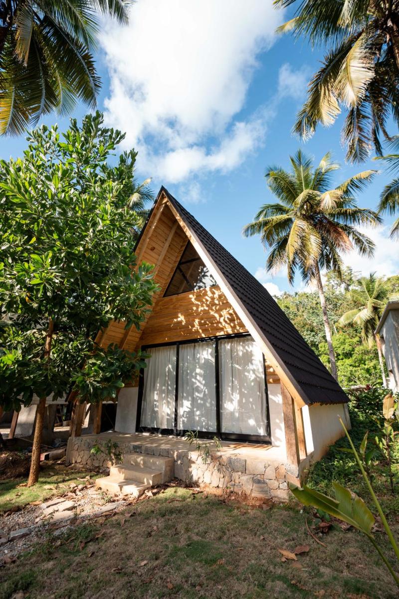 Jungle Cottage - Housity