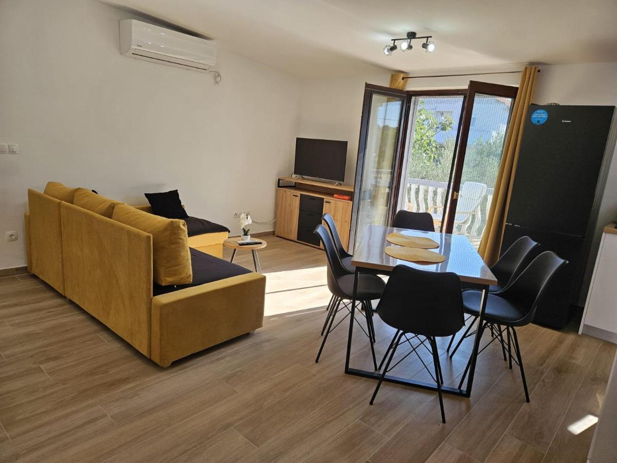 Apartman Julija - Housity