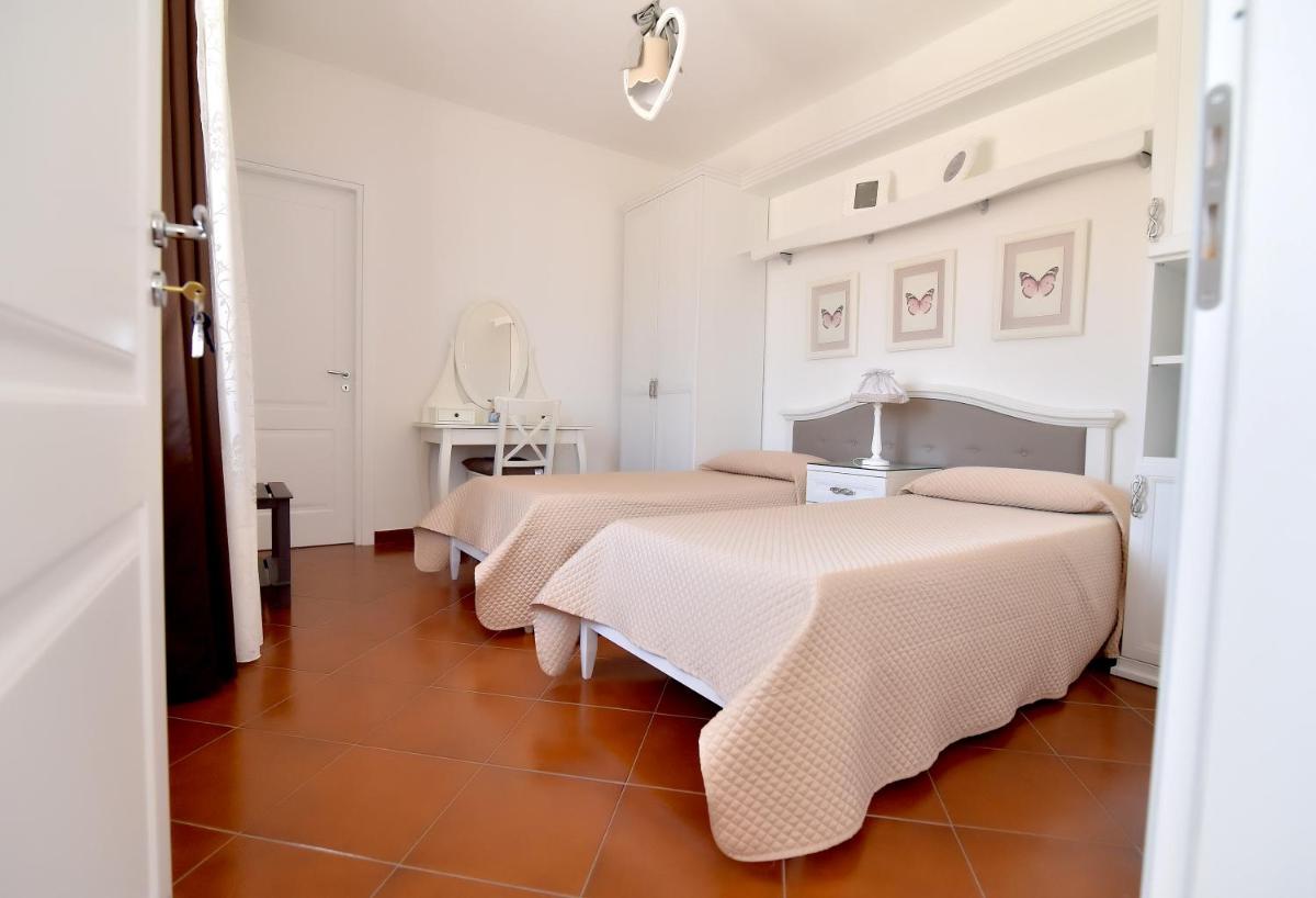 B&B Home Sweet Home Rosolini - Housity