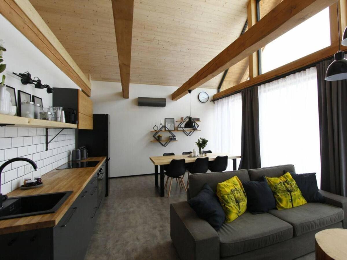 Pernstejn VPM019-SC3 Comfortable holiday residence - Housity