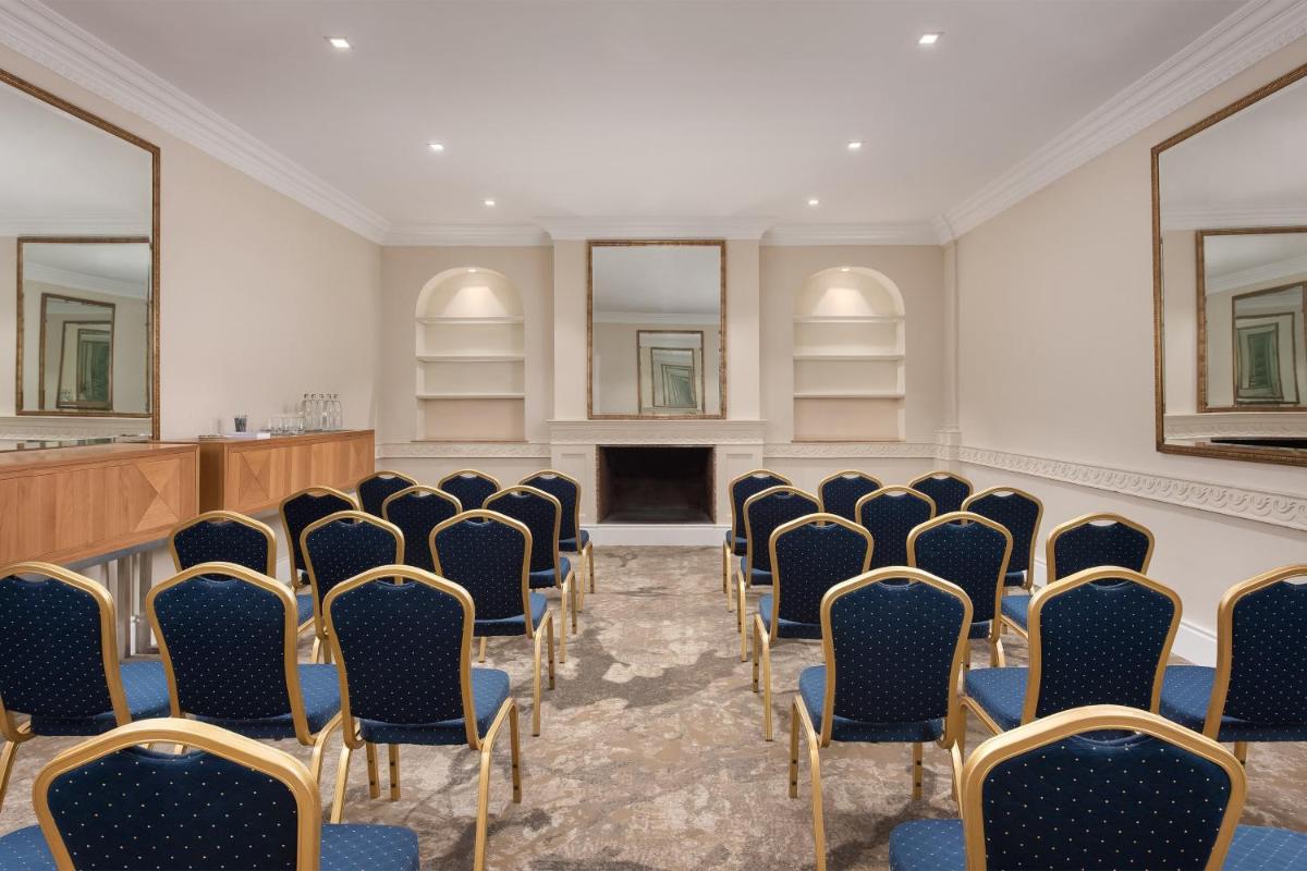 Zona business o sala de conferencias en The Westin La Quinta Golf Resort & Spa, Benahavis, Marbella