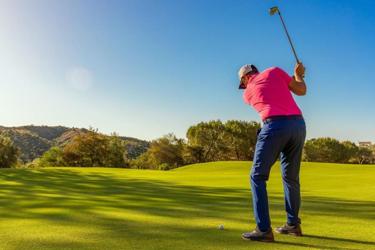 Instalaciones para jugar al golf en el hotel o alrededores