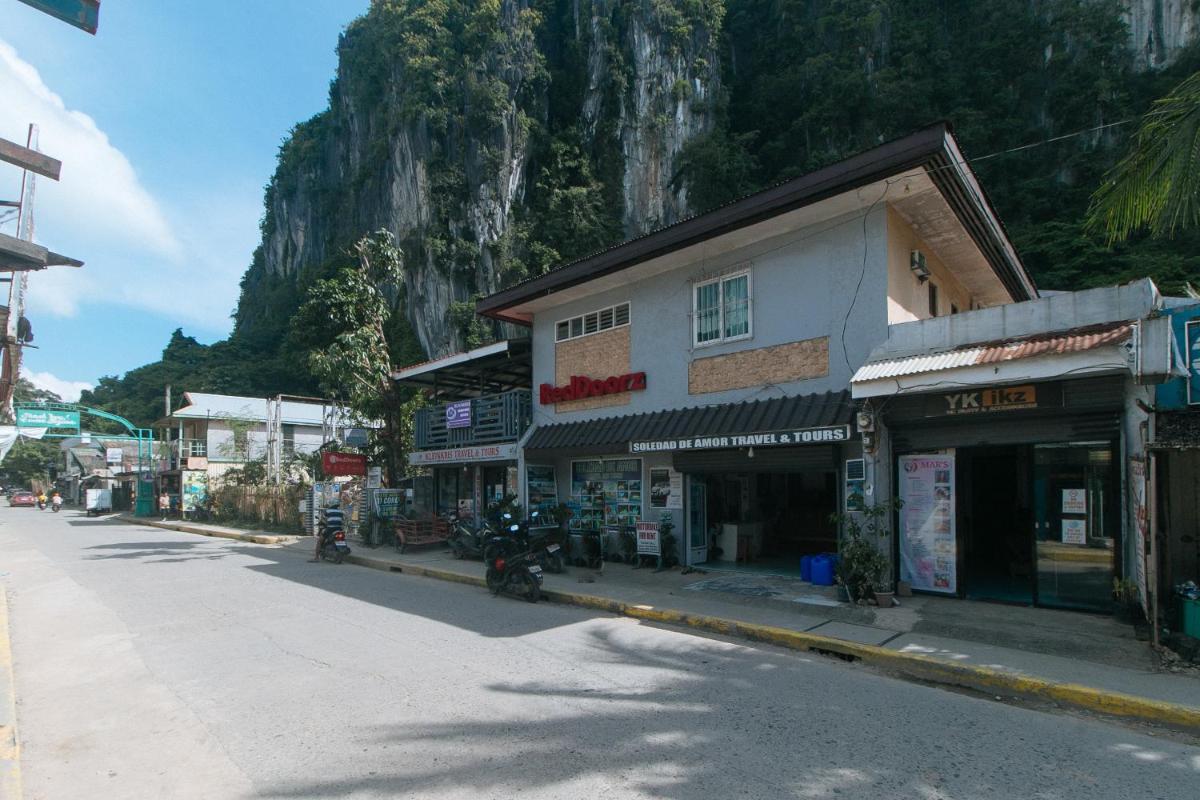RedDoorz at Bunakidz Lodge El Nido Palawan - Housity