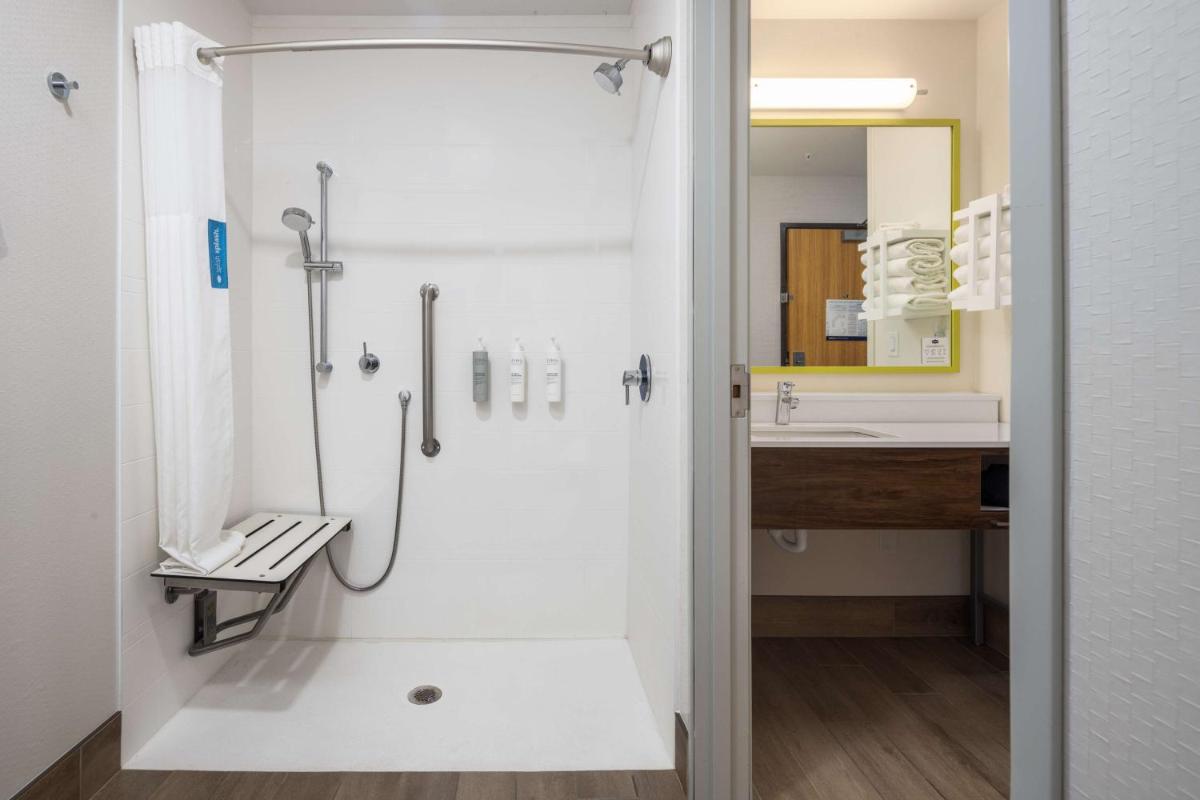 Hampton Inn Kalispell - Housity