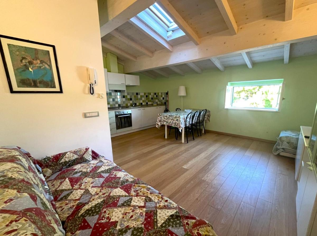 Appartamenti Lungomare Seafront - Goelba - Housity