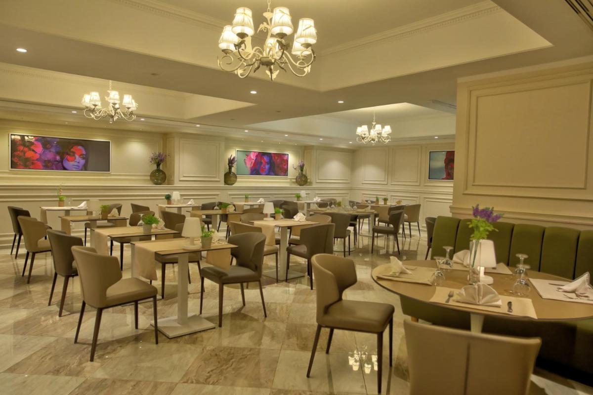 Hotel Lac Leman, LES BERGES DU LAC - Housity