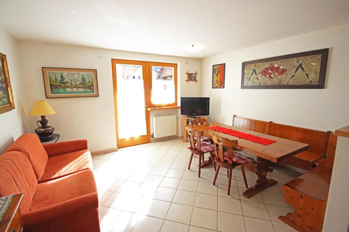 Aurturist Monguelfo Roulette - Housity