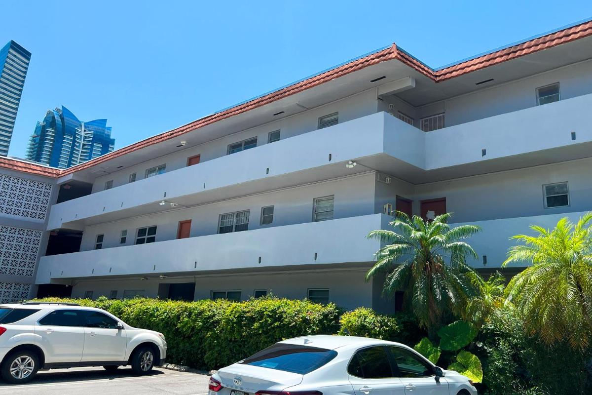 Sunny Isles Apartments by MiaRentals - Housity