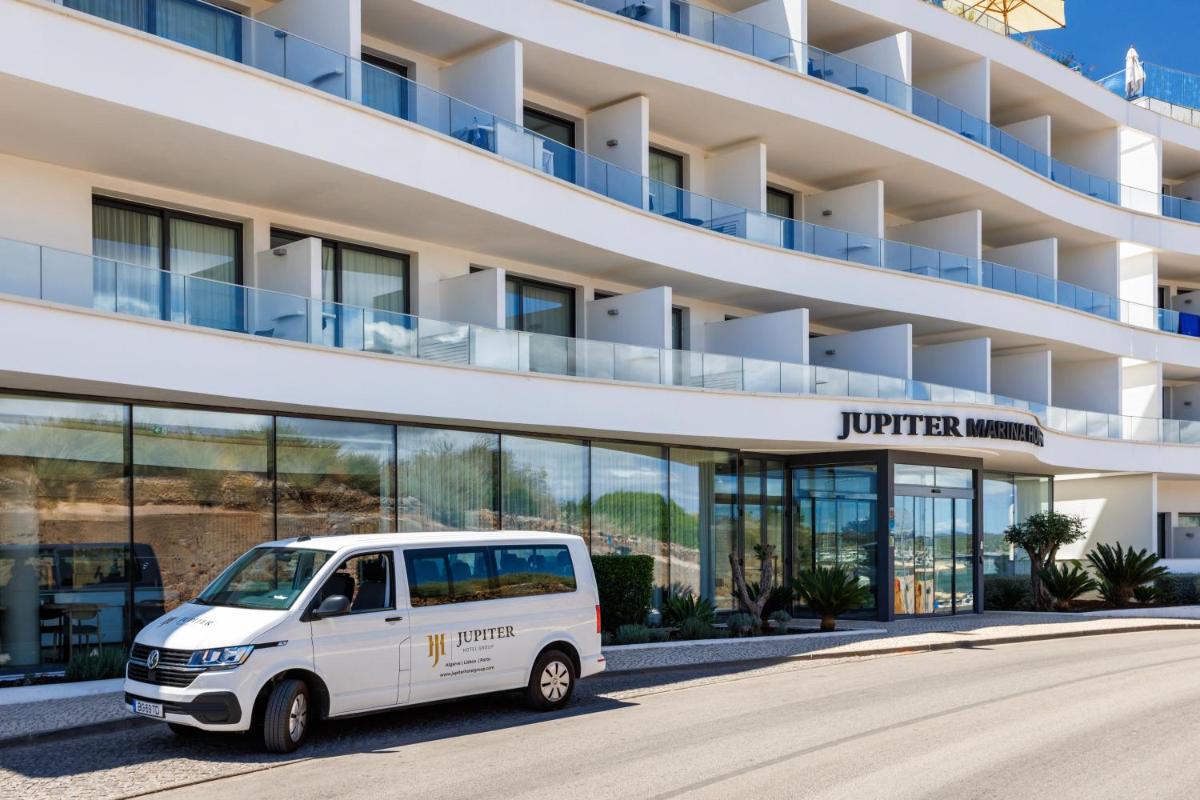 O edifício onde o hotel está situado