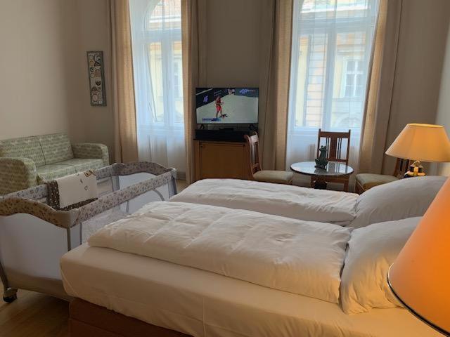 Budapest City Apartments For Groups - Housity