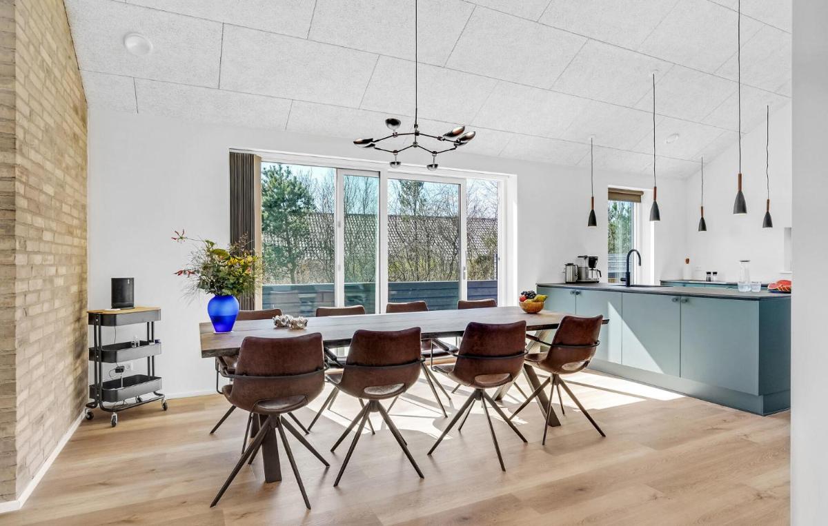 Amazing Home In Hadsund With Wifi - Housity