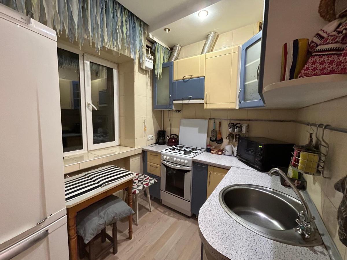 Three Bedroom Stepana Bandery Street - Housity