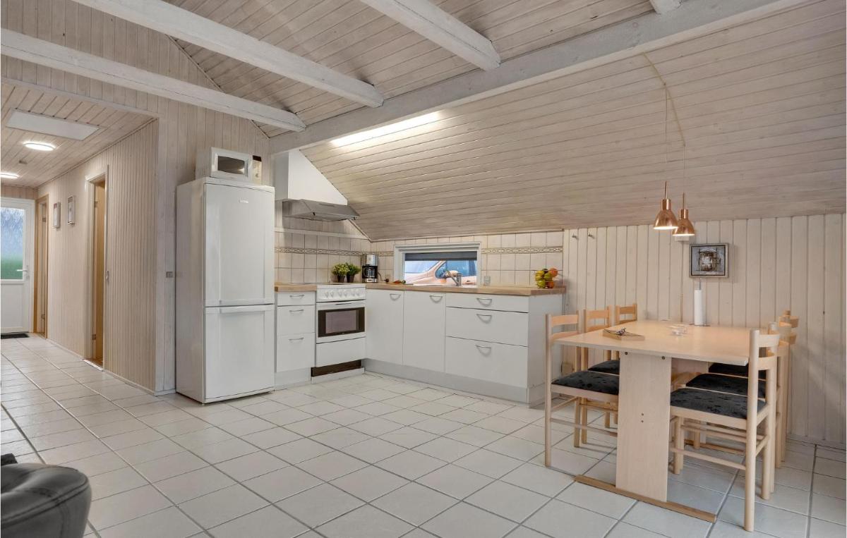 Gorgeous Home In Hejls With Wifi - Housity