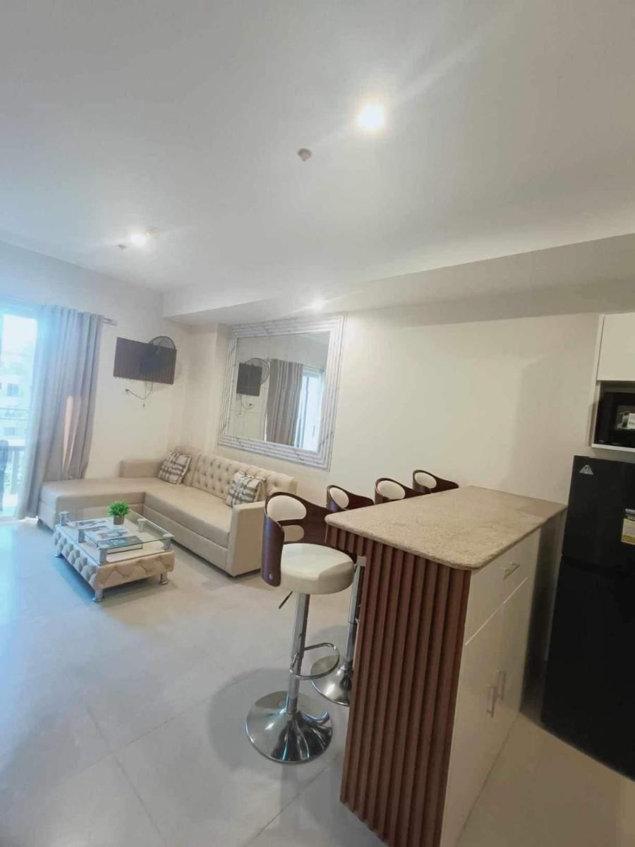 Matina Enclaves 2BR with Wifi Near SM Mall - Housity