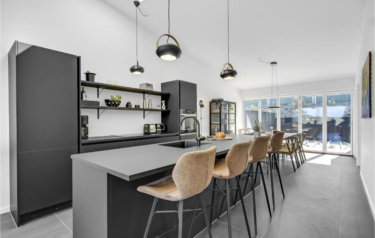 3 Bedroom Gorgeous Home In Gilleleje - Housity