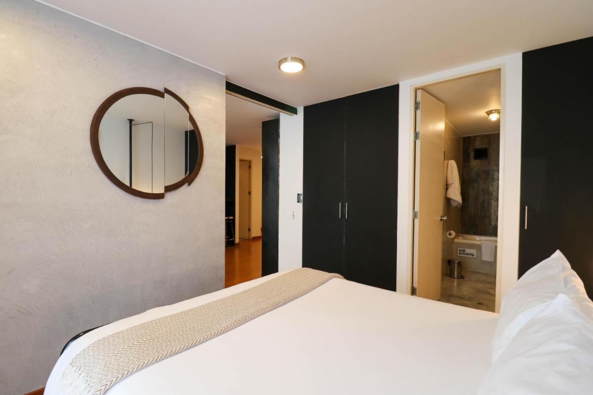 Art Deco 1BR with Pool View in Barranco - Hizvo