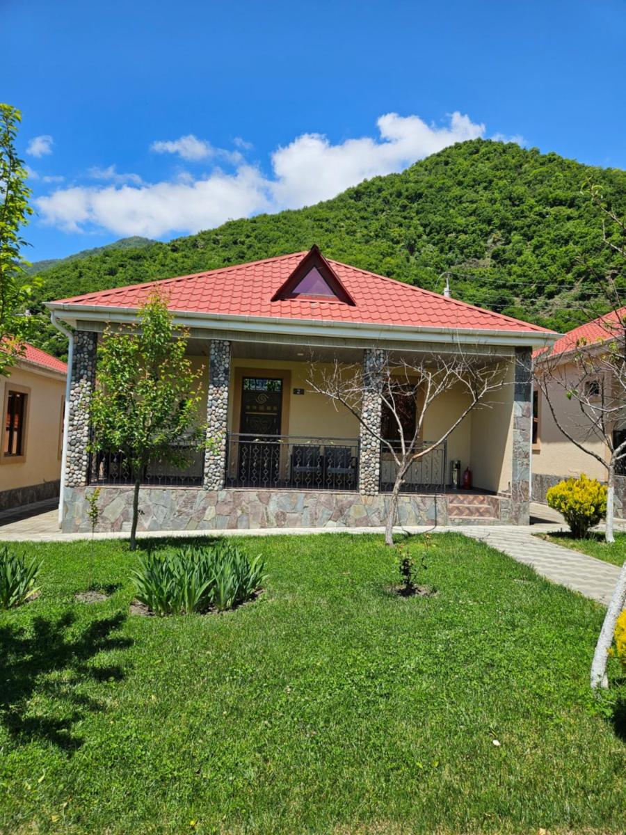 Qax-Residence-Hotel-Restoran - Housity