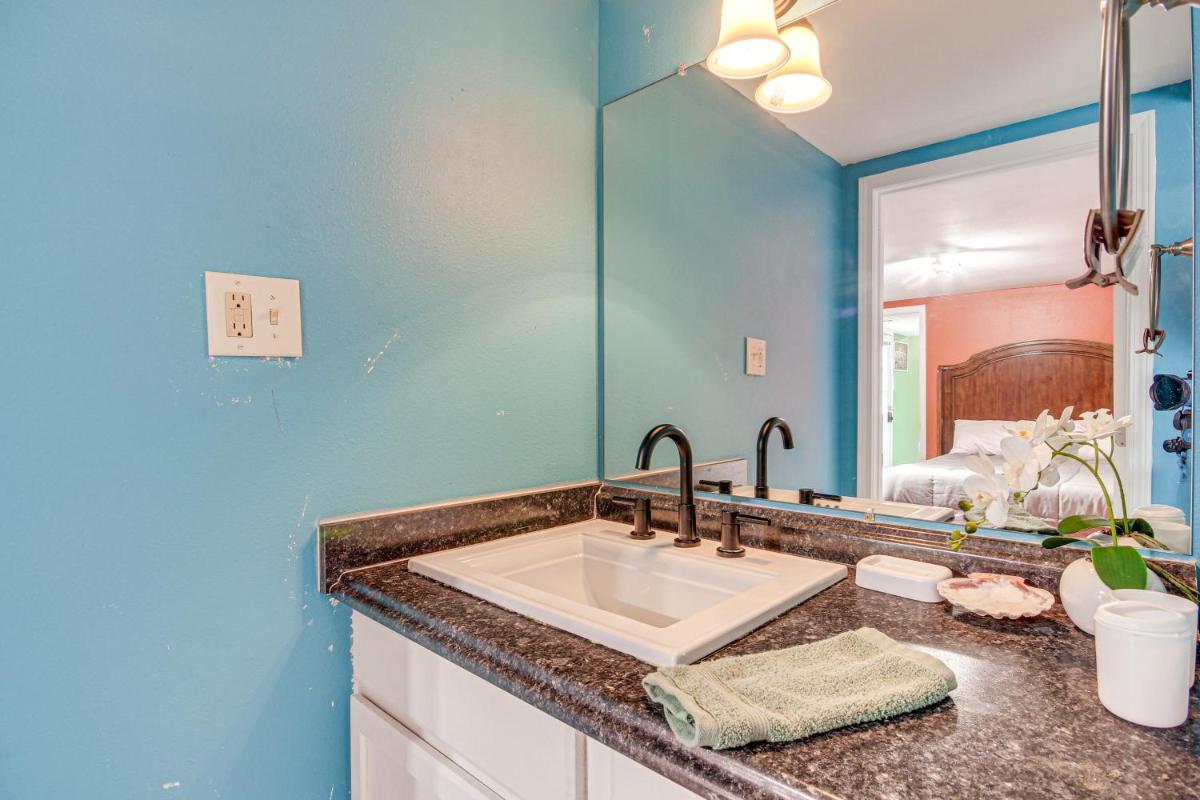 Fishing On-Site Waterfront Home in Bay St Louis - Housity