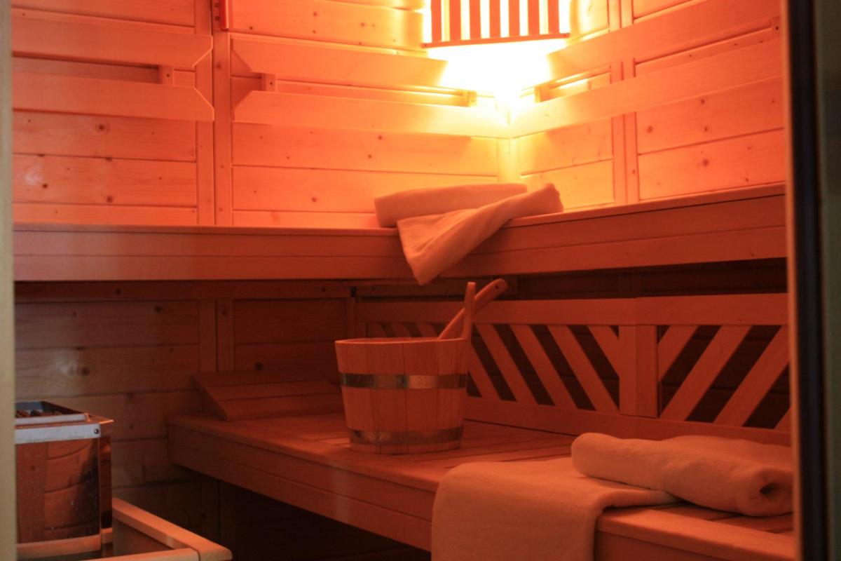 Hotel Les Etagnes - Housity