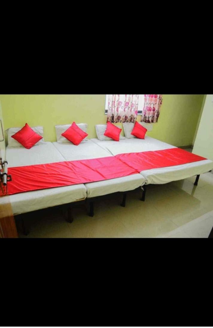 hotel gaurav palace - Housity