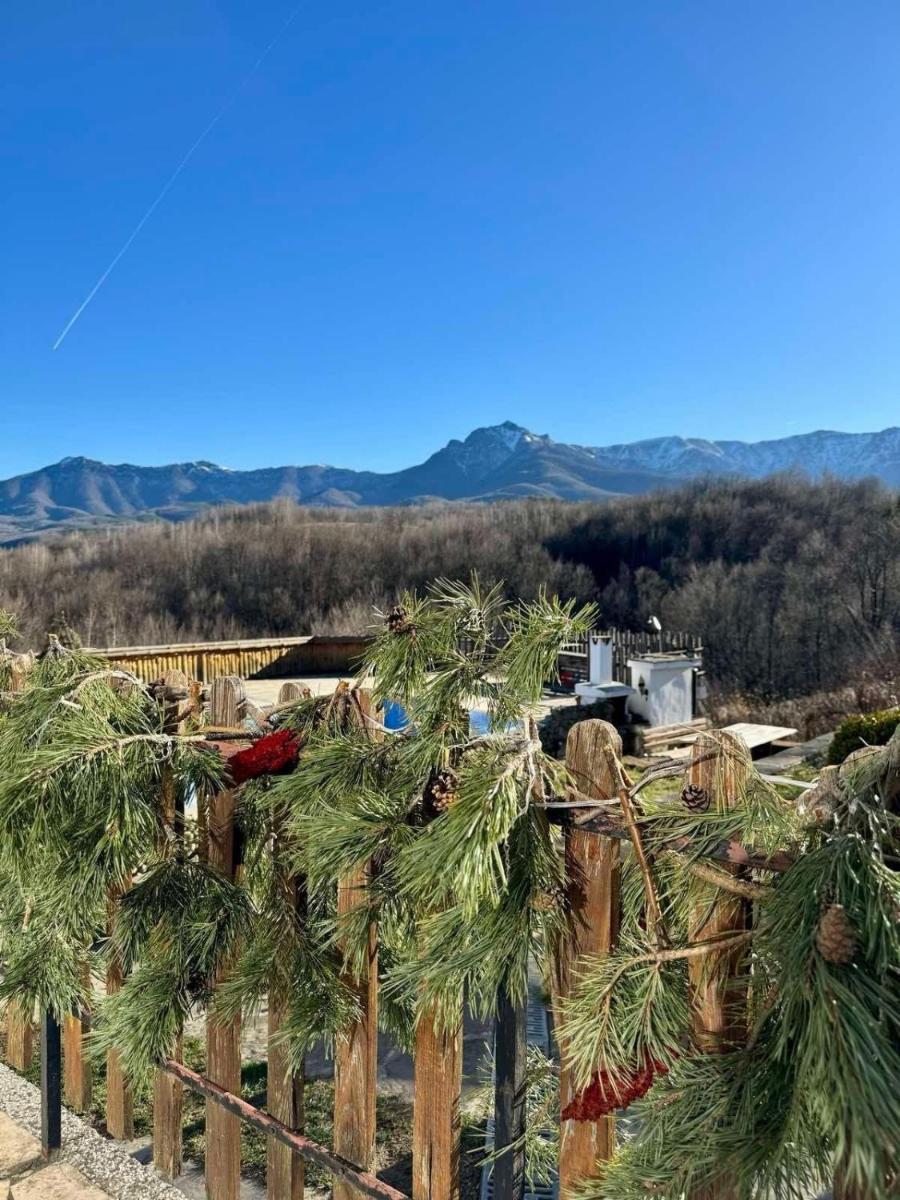 Hotel Tihiat Kat - Housity