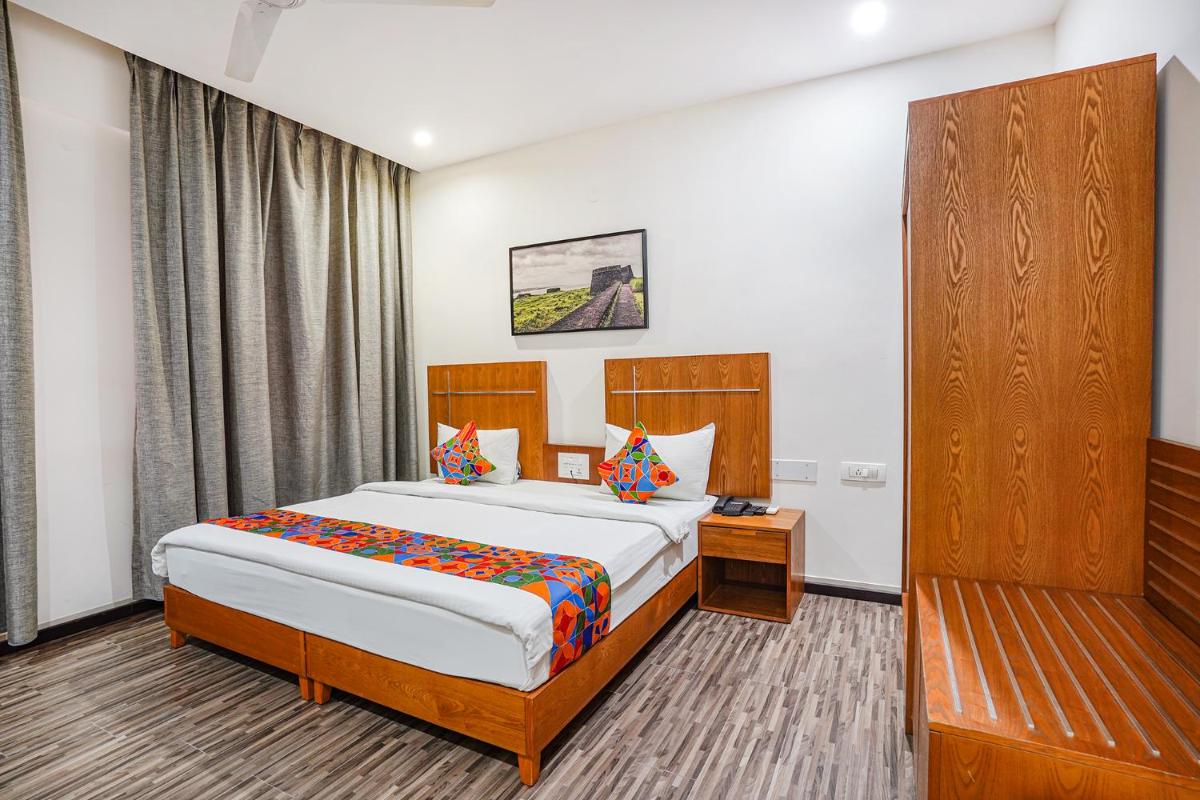 FabHotel Northern Suites - Kundalahalli Main Road - Housity
