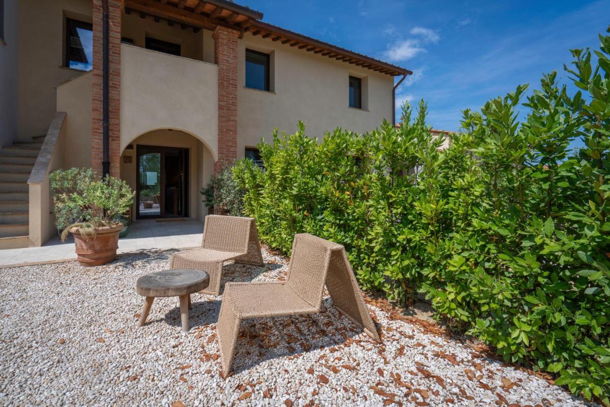 Coratina Gorgeous Apartment With Pool, Montaione, Toscana - Housity