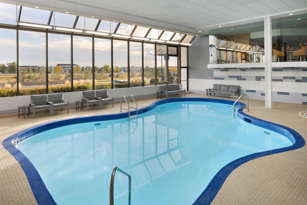 Delta Hotels by Marriott Edmonton South Conference Centre - Housity