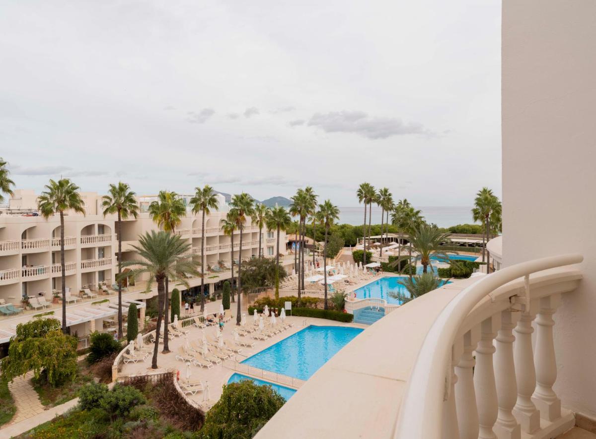 Piscina en o cerca de Iberostar Selection Albufera Playa All Inclusive