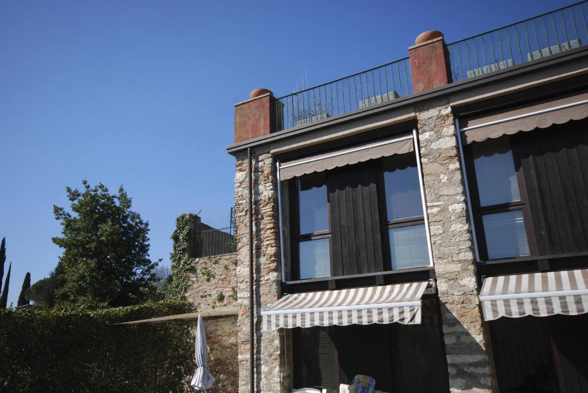 Casa Colin - Theater Home - Hizvo
