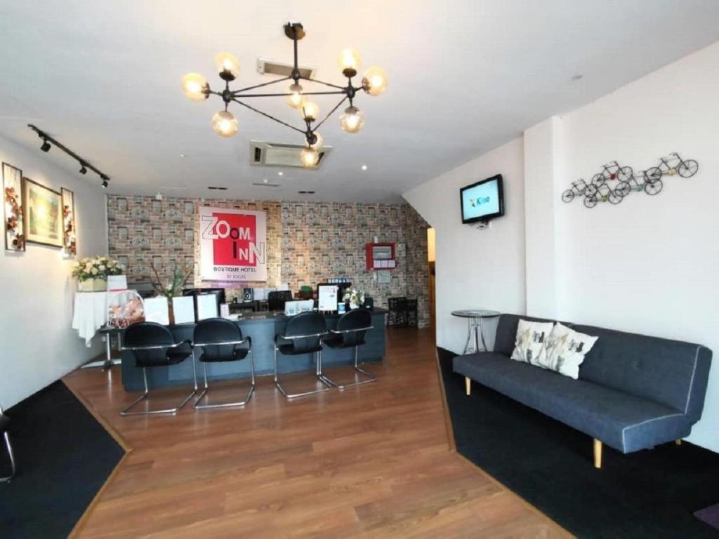 Zoom Inn Boutique Hotel - Danga Bay - Housity