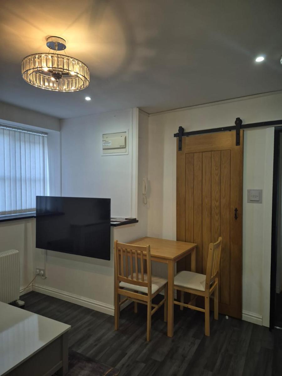Town Centre Maisonette - Housity